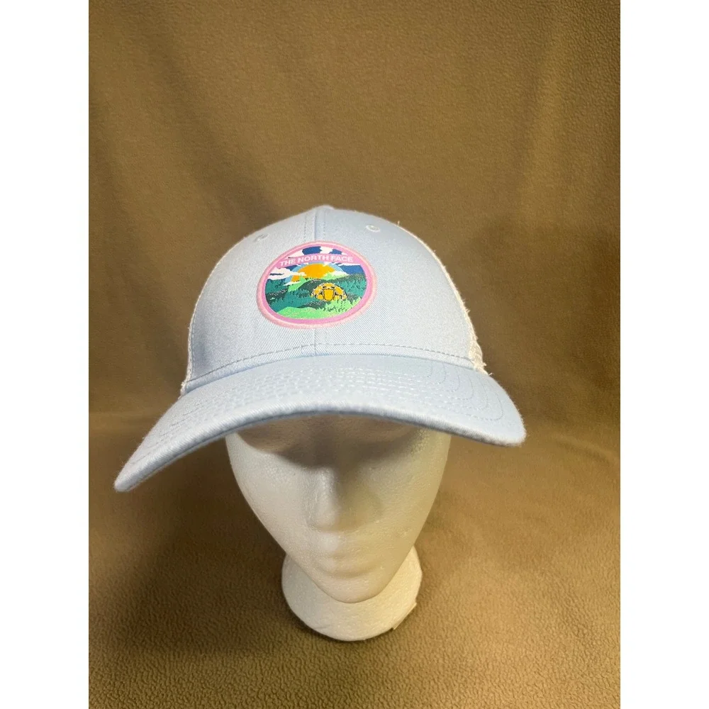 The North Face Light Blue White Mesh Snapback Trucker Hat Graphic Mountain Patch